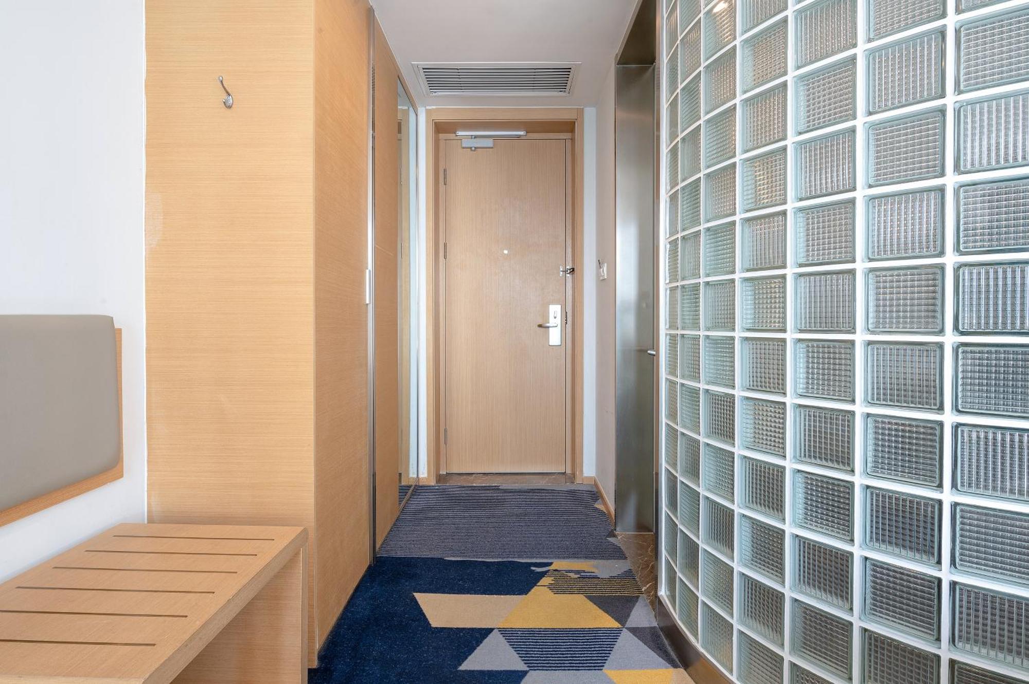 Holiday Inn Express - Qingdao West Coast By Ihg Zewnętrze zdjęcie