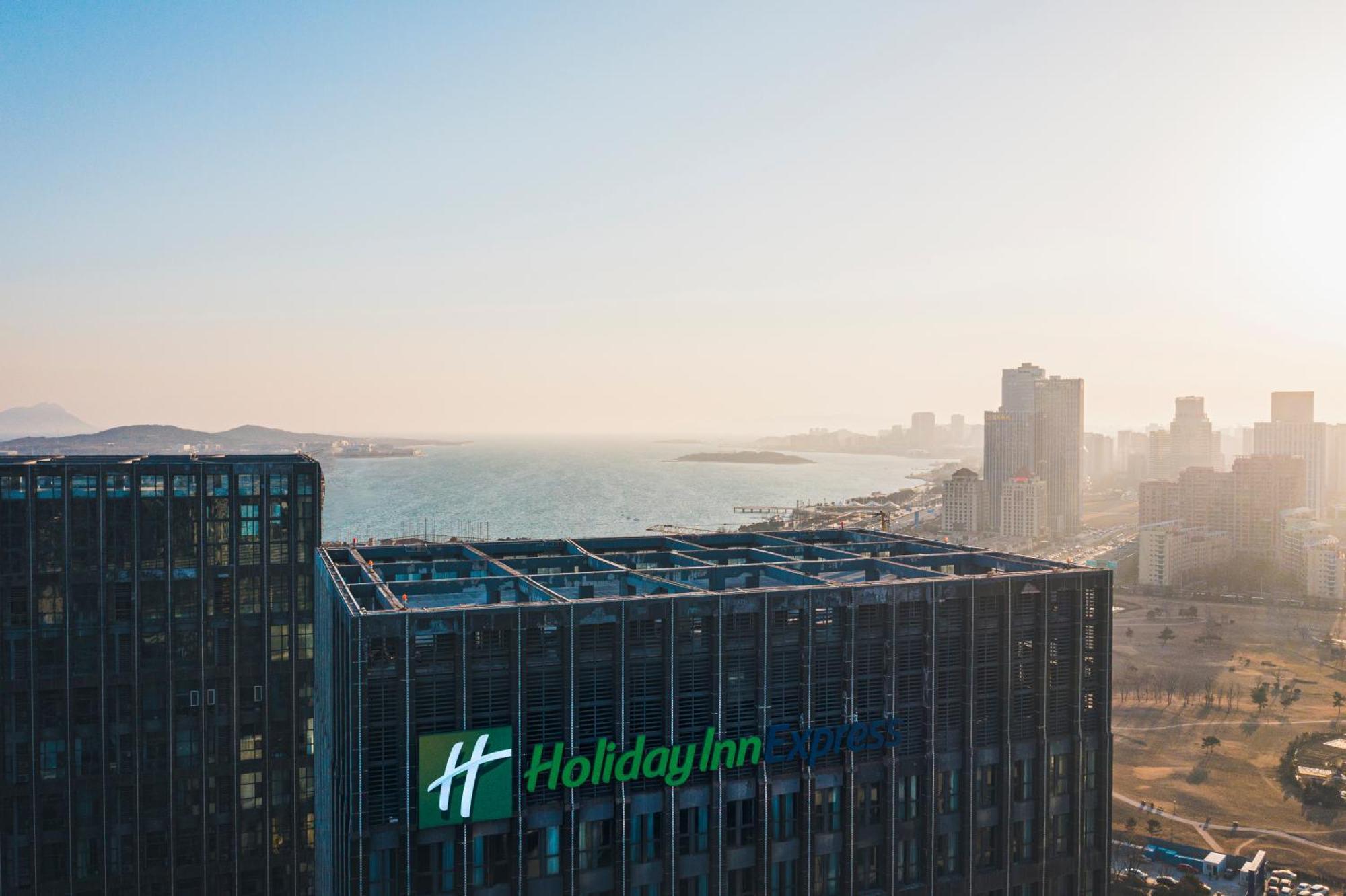 Holiday Inn Express - Qingdao West Coast By Ihg Zewnętrze zdjęcie