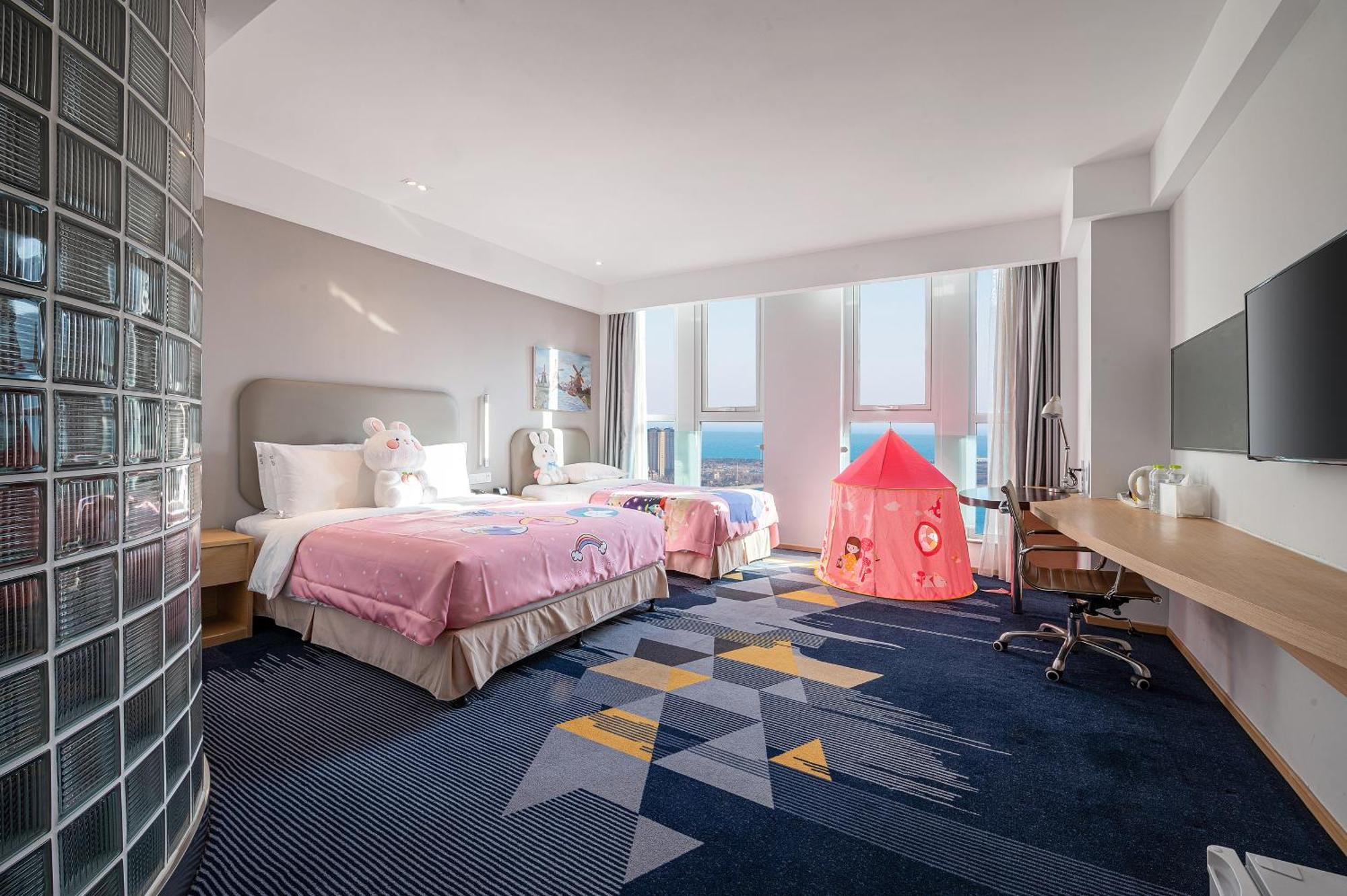 Holiday Inn Express - Qingdao West Coast By Ihg Zewnętrze zdjęcie