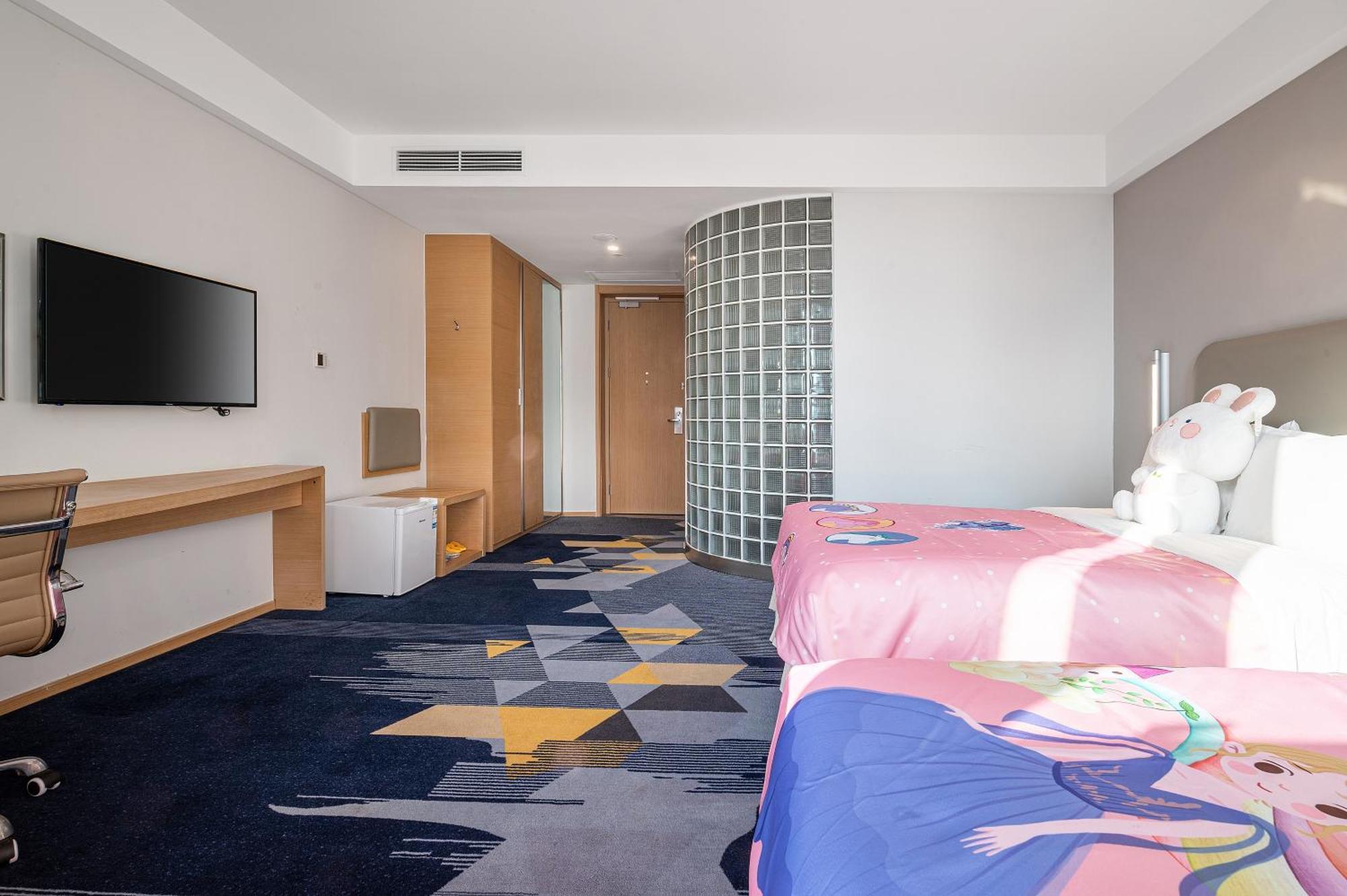 Holiday Inn Express - Qingdao West Coast By Ihg Zewnętrze zdjęcie